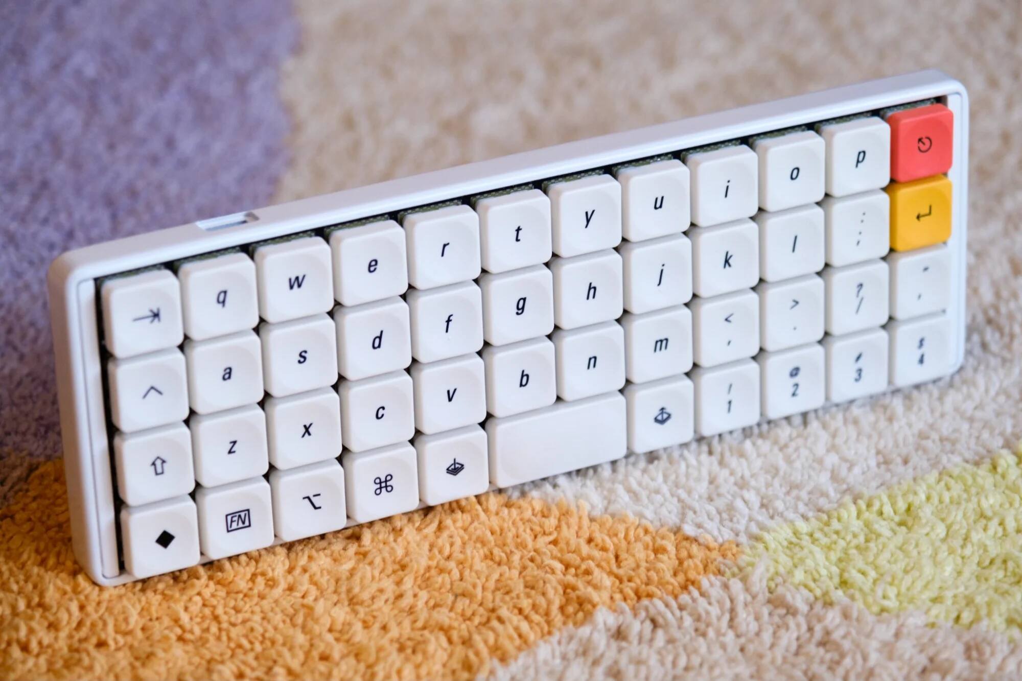 RHYl47 - resin case -